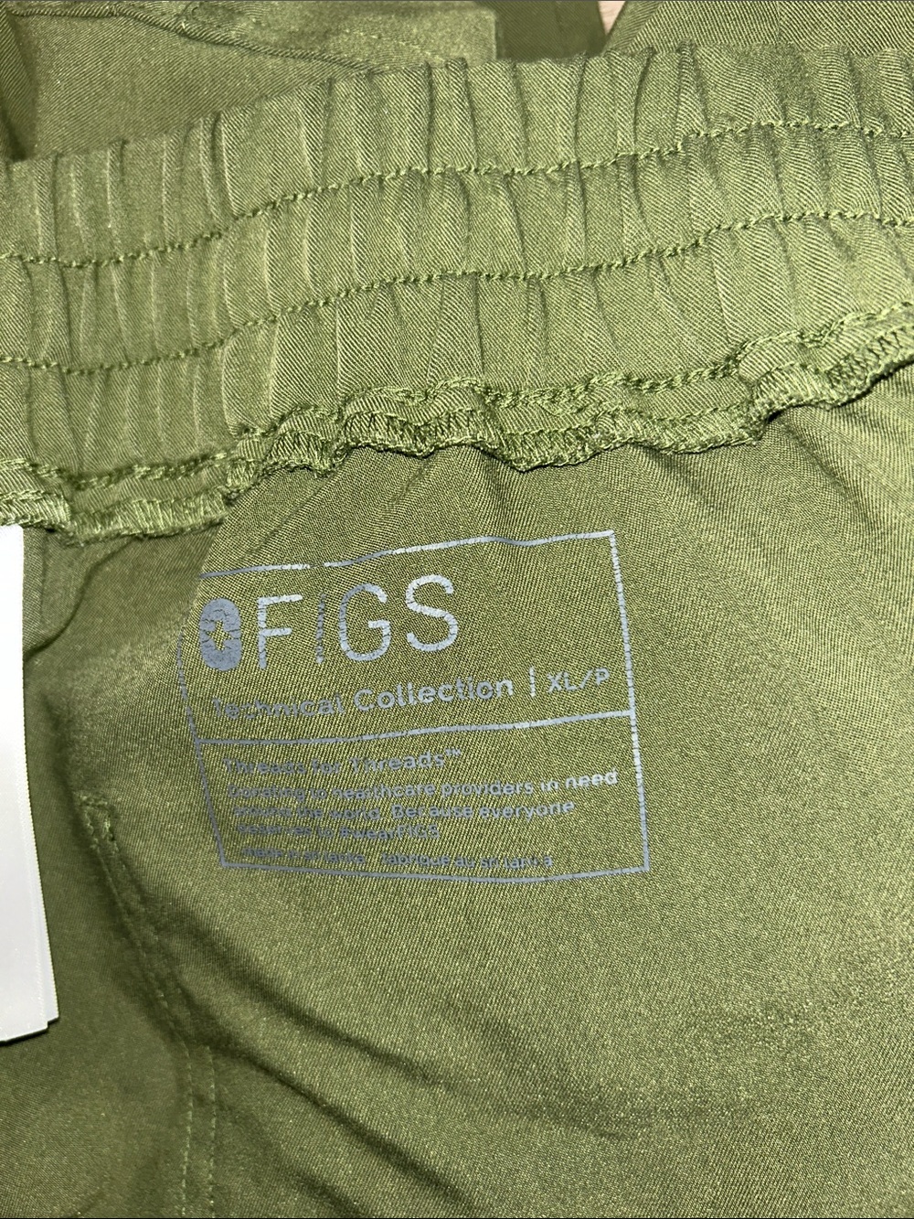 Figs Olive set - Picture 3 of 5